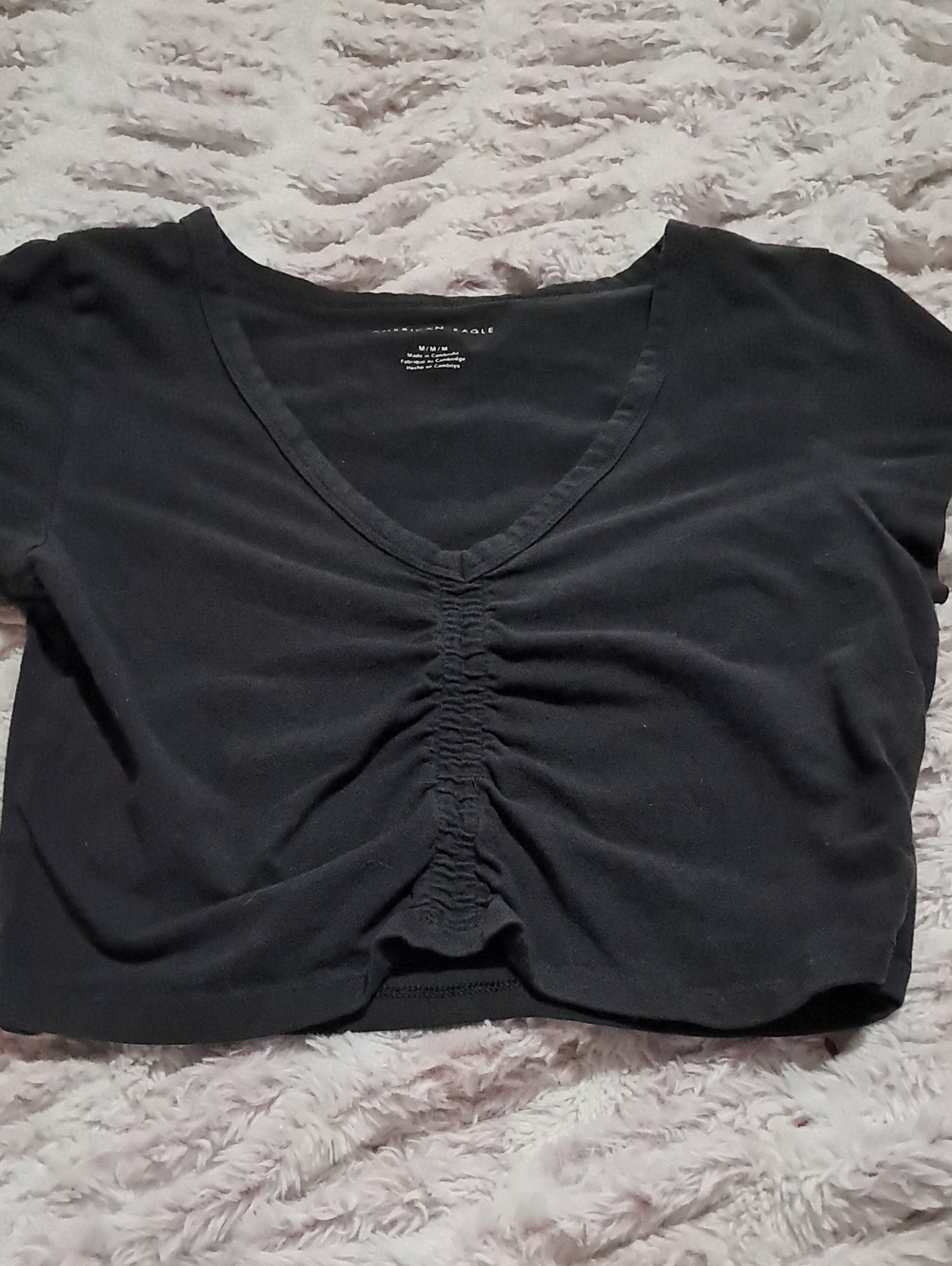 American Eagle Outfitters Black V-Neck Ruched Crop Top